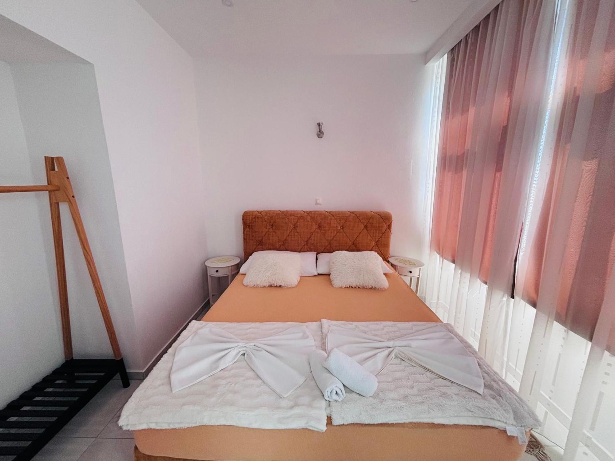 Rooms & App Minka Jadranovo Exterior photo